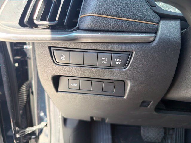 Used 2024 MAZDA CX-90 3.3 Turbo w/ Preferred Package AWD/4WD image 10