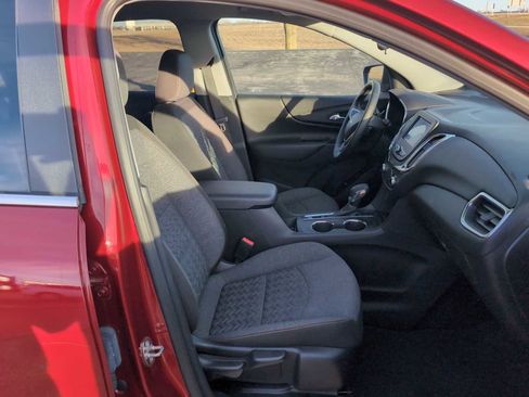 Used 2023 Chevrolet Equinox LT image 27
