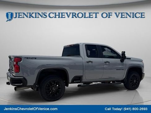 Used 2025 Chevrolet Silverado 2500 Custom w/ Custom Value Package AWD/4WD image 4
