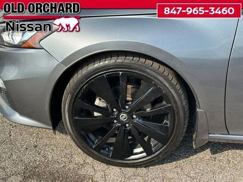 Used 2019 Nissan Altima 2.5 SR w/ SR Premium Package image 7