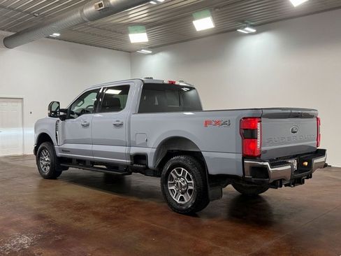 Used 2024 Ford F250 Lariat w/ FX4 Off-Road Package image 27