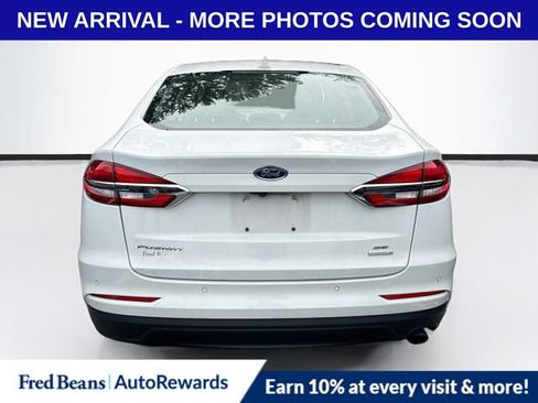 Used 2019 Ford Fusion SE FWD image 6