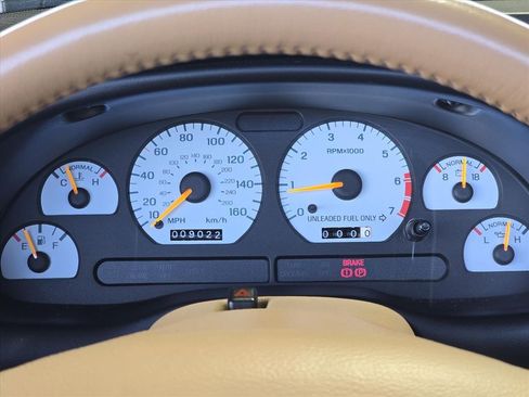 Used 1994 Ford Mustang GT image 8