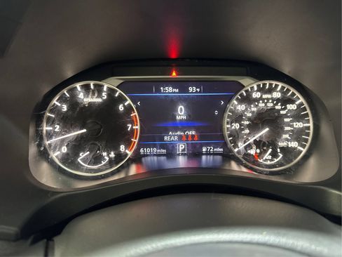 Used 2024 Nissan Altima 2.5 SV FWD image 15