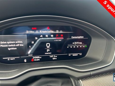 Used 2022 Audi SQ5 Prestige w/ Prestige Package image 3