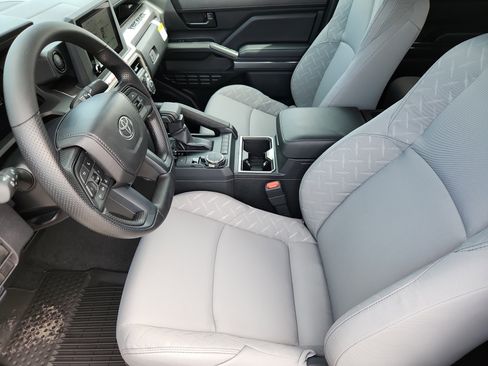 New 2026 Toyota Tacoma SR5 AWD/4WD image 7