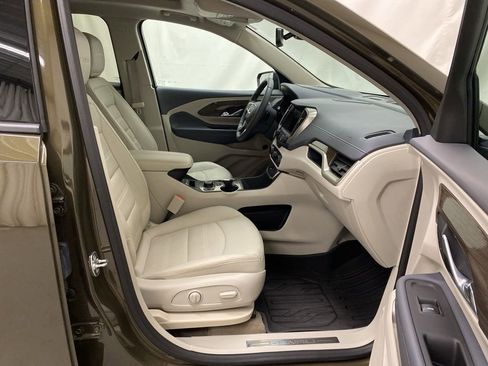Used 2024 GMC Terrain Denali w/ Denali Premium Package image 15