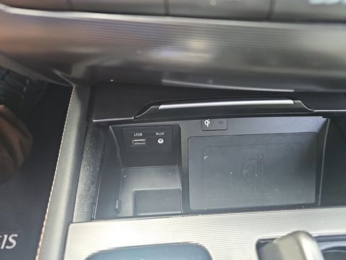 Used 2018 Genesis G80 3.3T Sport image 23