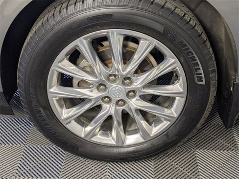 Used 2019 Buick Enclave Essence w/ Trailering Package, 5000 lbs. image 8