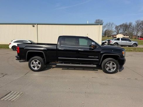 Used 2016 GMC Sierra 2500 Denali w/ Snow Plow Prep Package AWD/4WD image 2