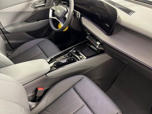 New 2026 Audi Q3 quattro 2.0T AWD/4WD image 15