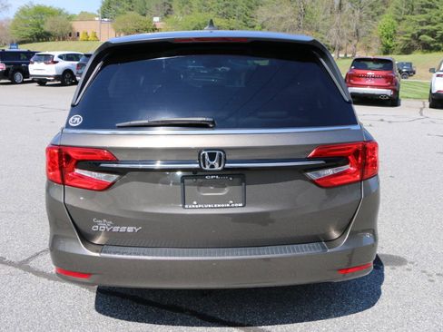 Used 2023 Honda Odyssey EX-L image 4