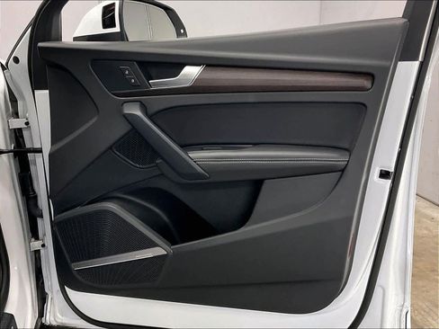 Certified 2023 Audi Q5 2.0T Premium Plus w/ Premium Plus Package image 24