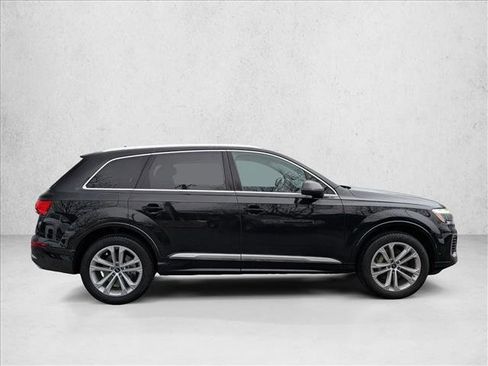 Used 2025 Audi Q7 3.0T Premium Plus image 4