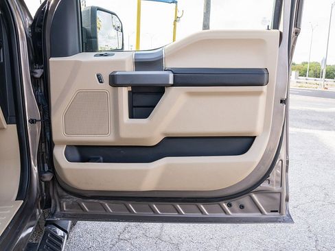 Used 2019 Ford F150 XLT w/ Equipment Group 302A Luxury image 12