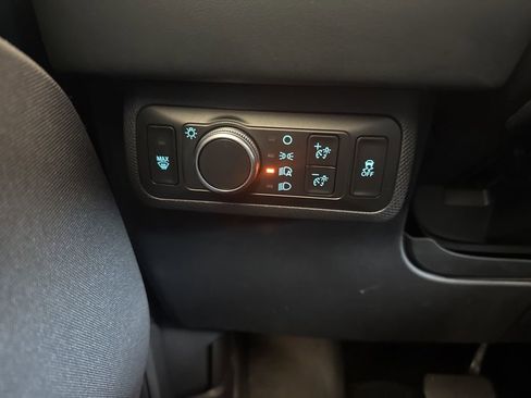 Used 2021 Ford Mustang Mach-E Select image 16