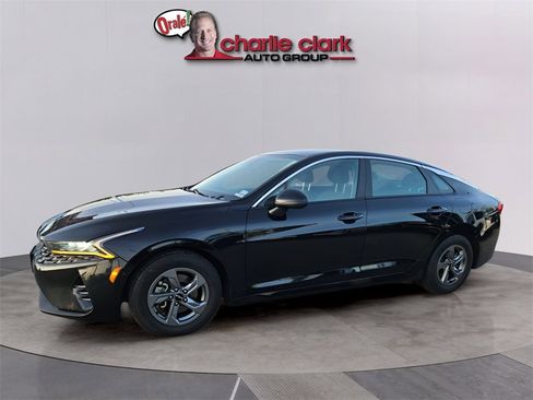 Used 2022 Kia K5 LXS image 2