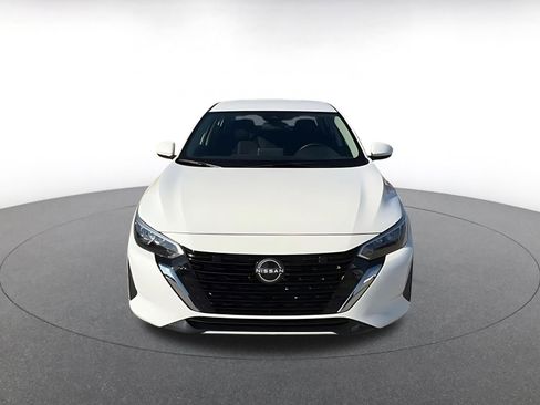 Used 2025 Nissan Sentra SV image 4