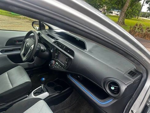 Used 2013 Toyota Prius C Three FWD image 16