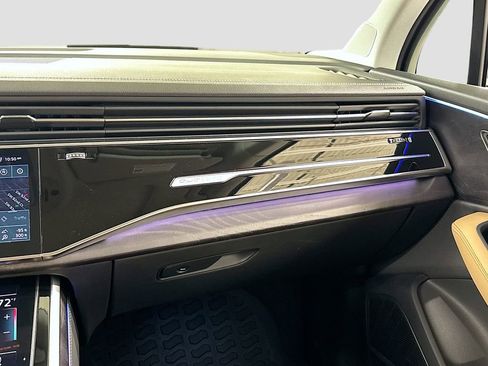 Certified 2025 Audi Q7 2.0T Premium Plus w/ Premium Plus Package image 11