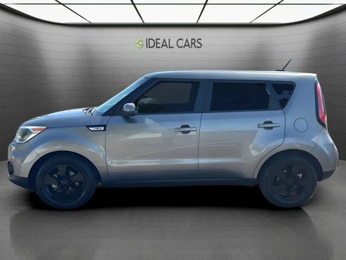 Used 2018 Kia Soul FWD image 10