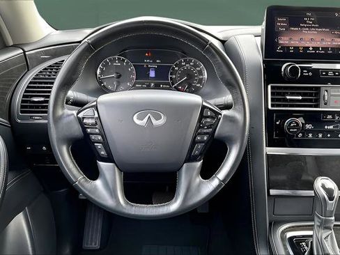 Used 2024 INFINITI QX80 Luxe image 9