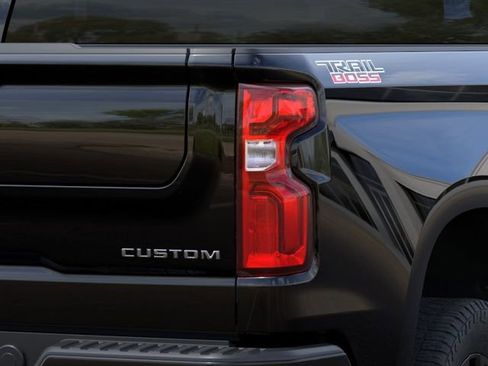 New 2026 Chevrolet Silverado 1500 Custom Trail Boss AWD/4WD image 11