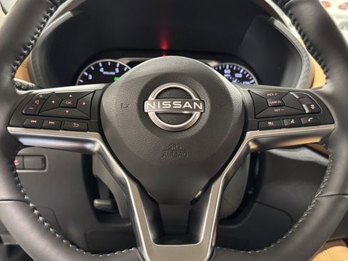 New 2025 Nissan Sentra SV w/ SV Premium Package image 20