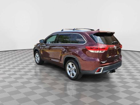 Used 2018 Toyota Highlander Limited FWD image 9