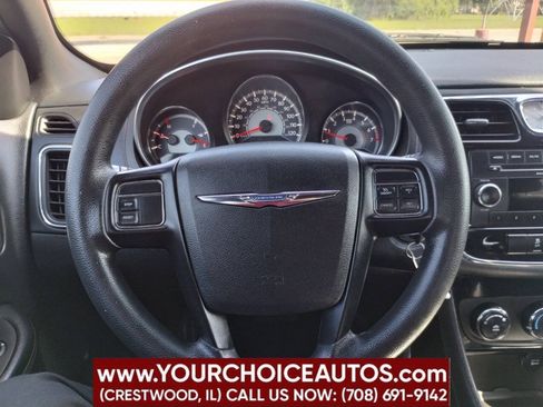 Used 2014 Chrysler 200 LX FWD image 23
