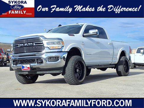 Used 2022 RAM 2500 Laramie image 1