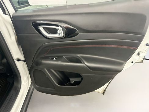 Used 2025 Jeep Compass Trailhawk AWD/4WD image 30