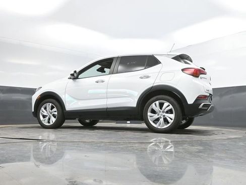 Used 2025 Buick Encore GX Preferred AWD/4WD image 44