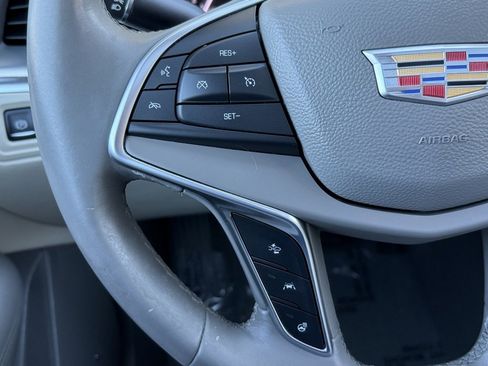 Used 2017 Cadillac XT5 Luxury w/ Driver Awareness Package image 35