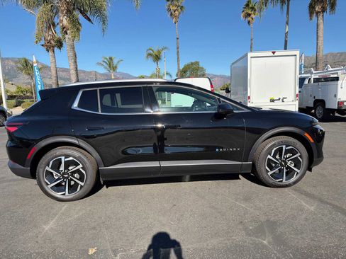 New 2026 Chevrolet Equinox EV LT image 9