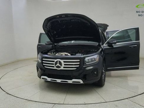 Used 2025 Mercedes-Benz GLB 250 4MATIC w/ Exclusive Package image 77