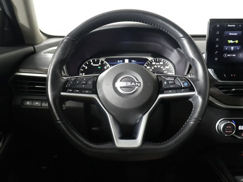 Used 2024 Nissan Altima 2.5 SL AWD/4WD image 37