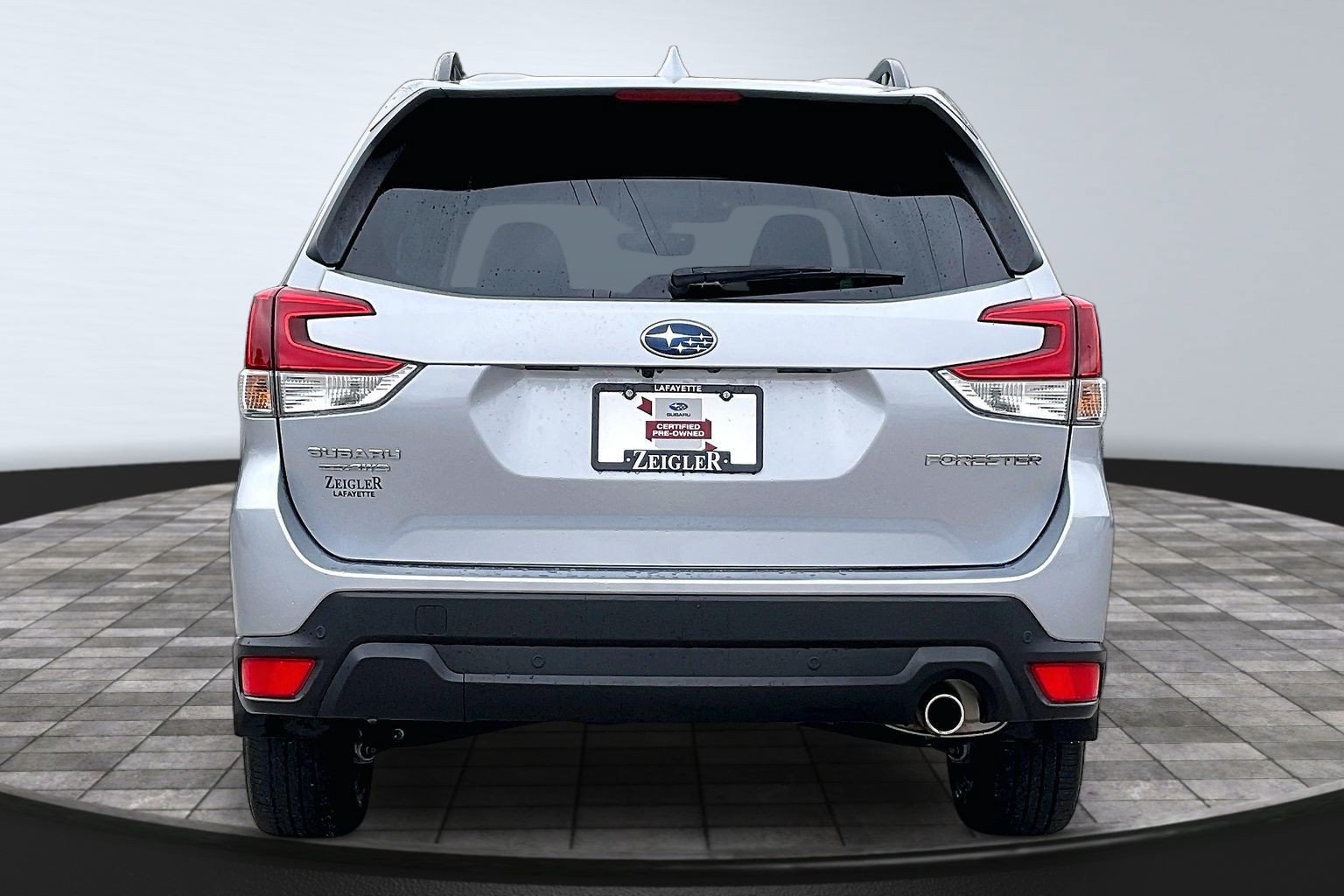 Certified 2023 Subaru Forester Limited AWD/4WD image 4