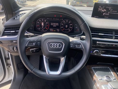 Used 2019 Audi Q7 3.0T Premium Plus w/ Premium Plus Package AWD/4WD image 13