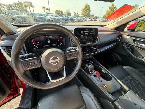 Certified 2023 Nissan Rogue Platinum w/ Platinum Premium Package FWD image 20