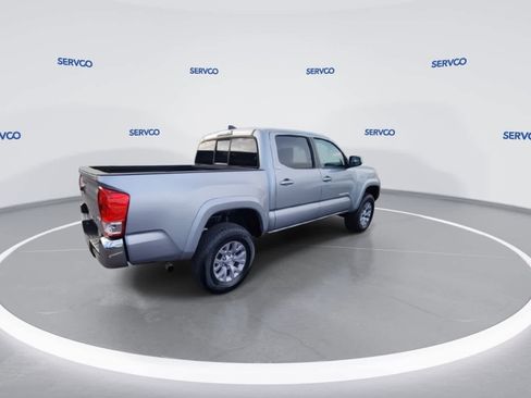 Used 2016 Toyota Tacoma SR5 image 9