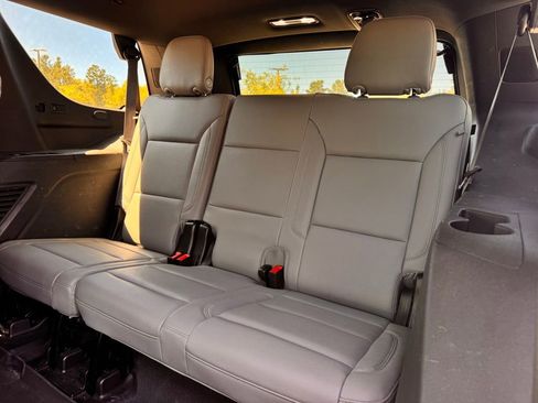 Used 2021 Chevrolet Tahoe LT AWD/4WD image 11
