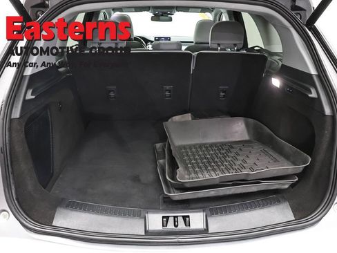 Used 2022 Lincoln Corsair AWD w/ Premium Package image 9