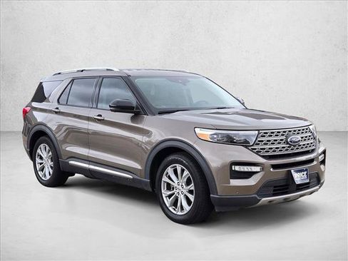 Certified 2021 Ford Explorer Limited w/ Equipment Group 301A RWD image 3