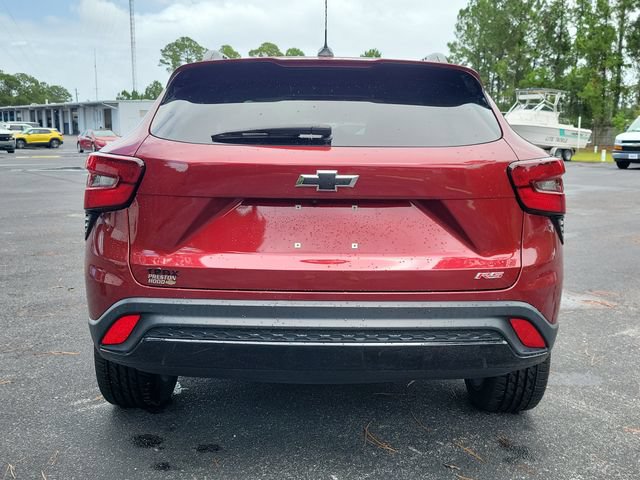 Used 2024 Chevrolet Trax RS w/ Driver Confidence Package FWD image 5