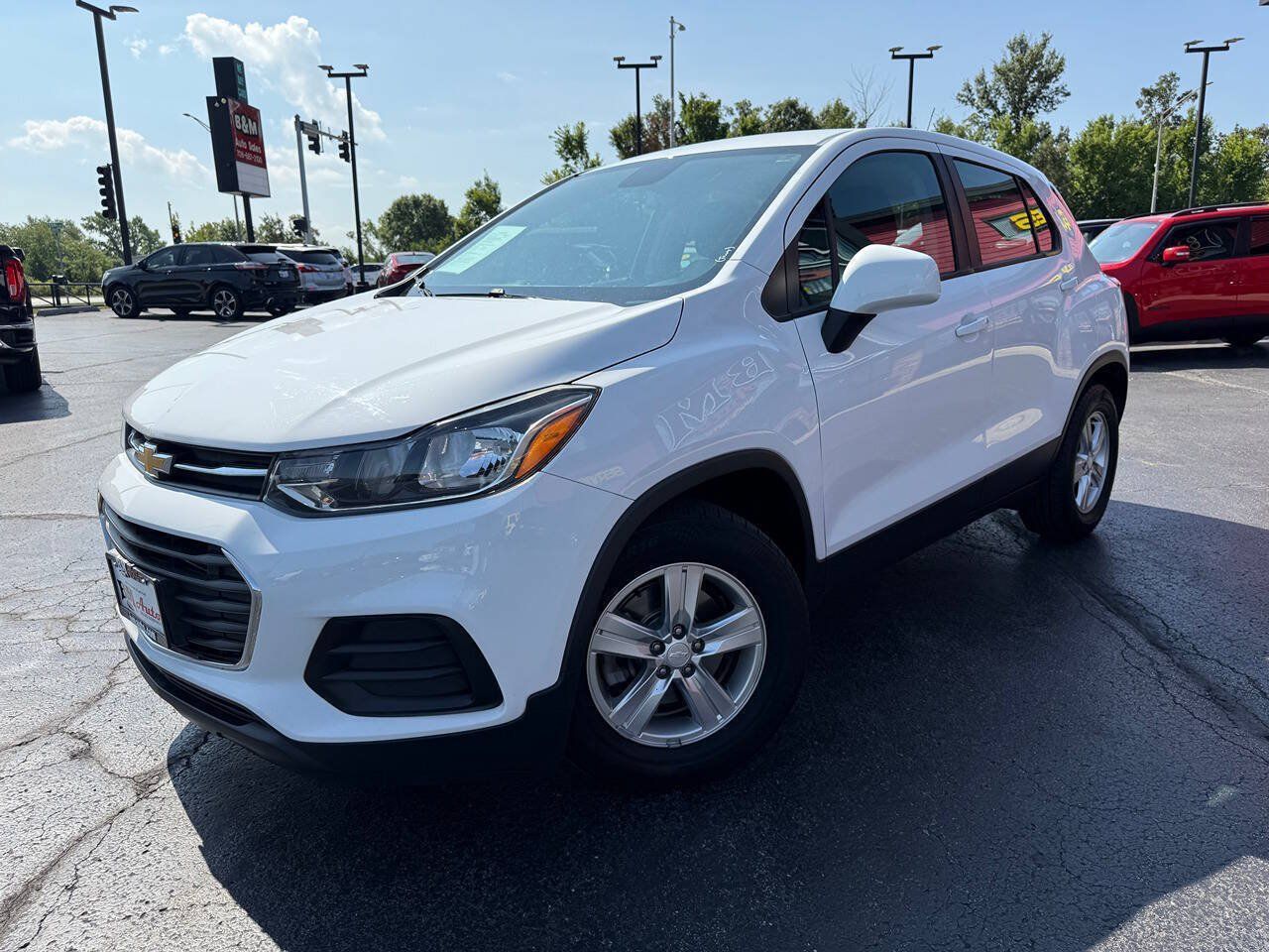 Used 2020 Chevrolet Trax LS FWD image 3