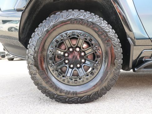 Used 2024 GMC Hummer EV 3X w/ Omega Edition image 60