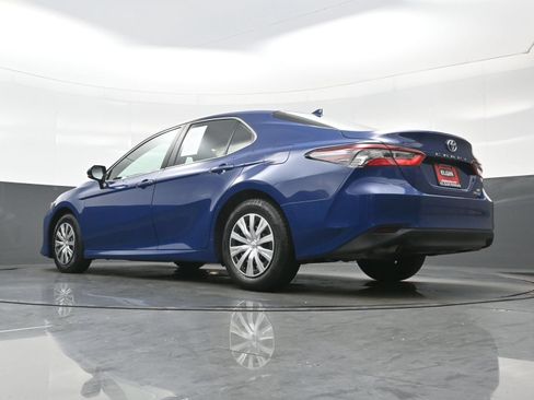Used 2023 Toyota Camry LE FWD image 31