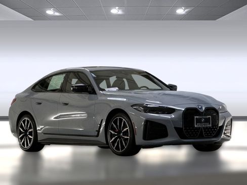 Certified 2023 BMW i4 M50 w/ Premium Package image 6