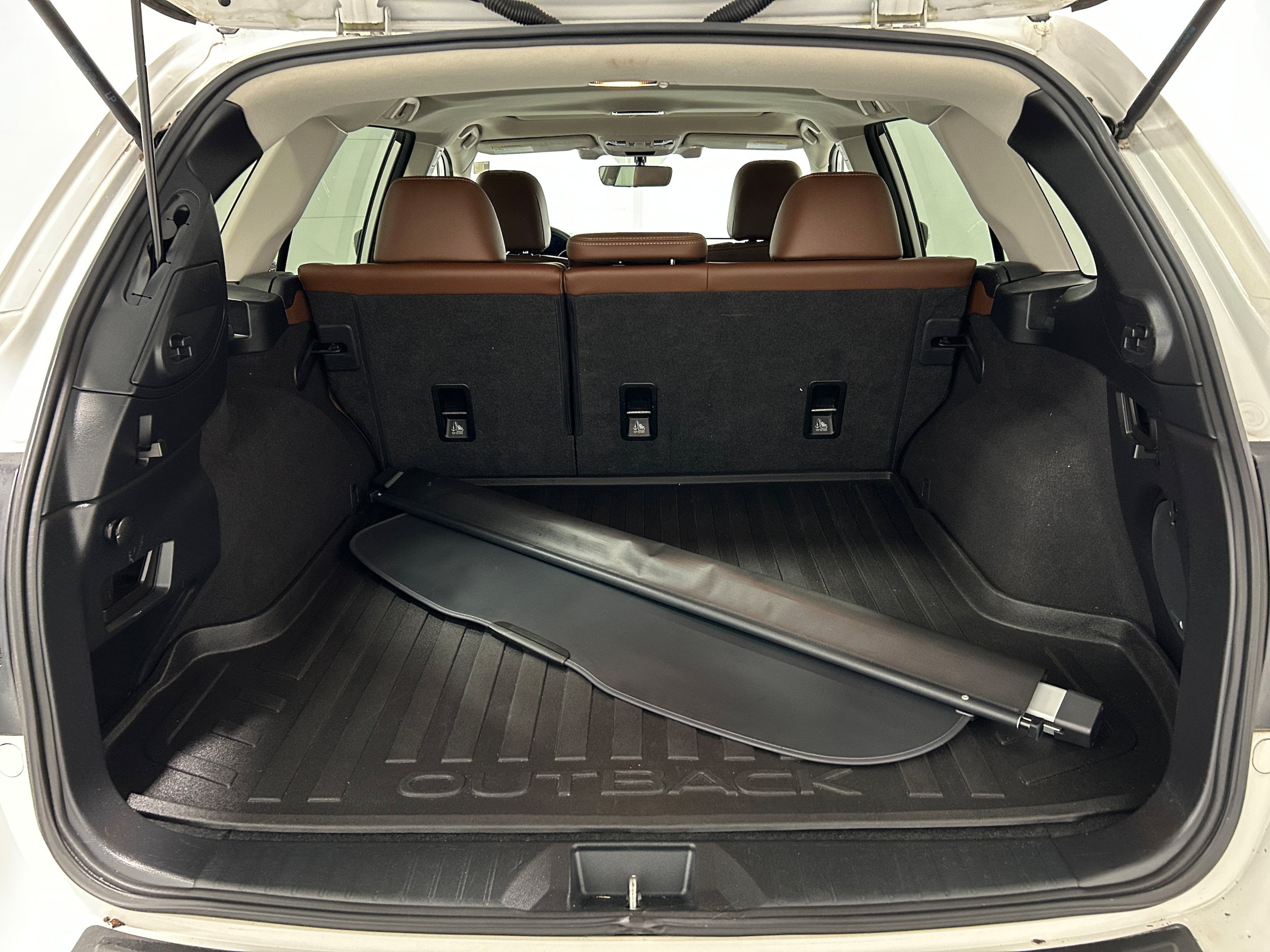 Used 2019 Subaru Outback 2.5i Touring AWD/4WD image 35